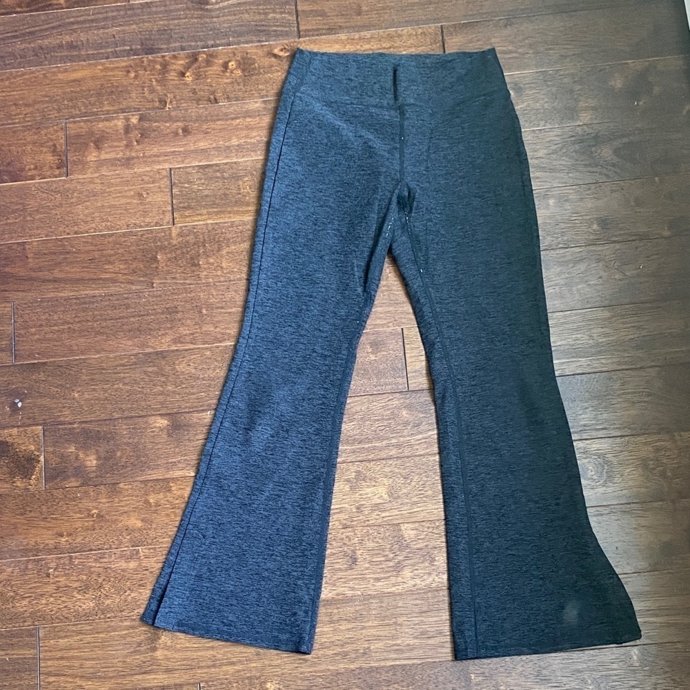 Zella Kids Charcoal Flared Leggings